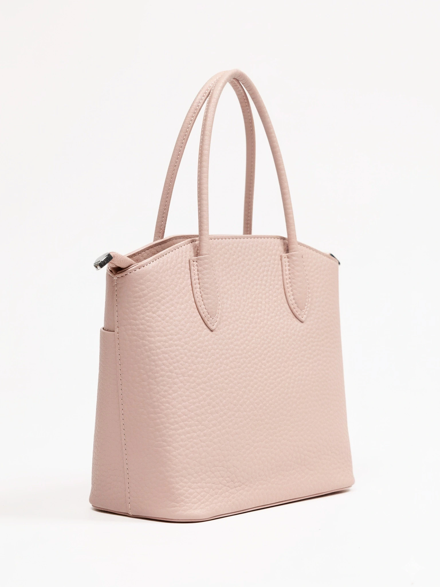 Сумка-тоут с округлыми ручками и декоративным платком в ассортименте